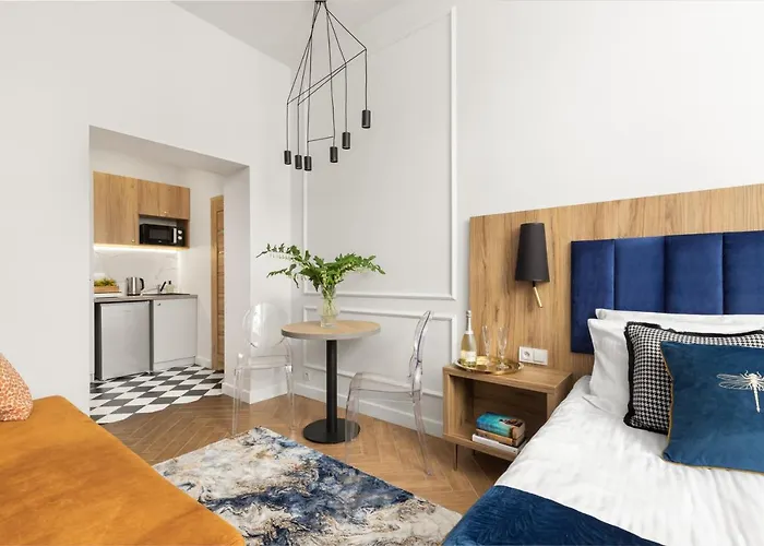 Movo II Old Town Apartments